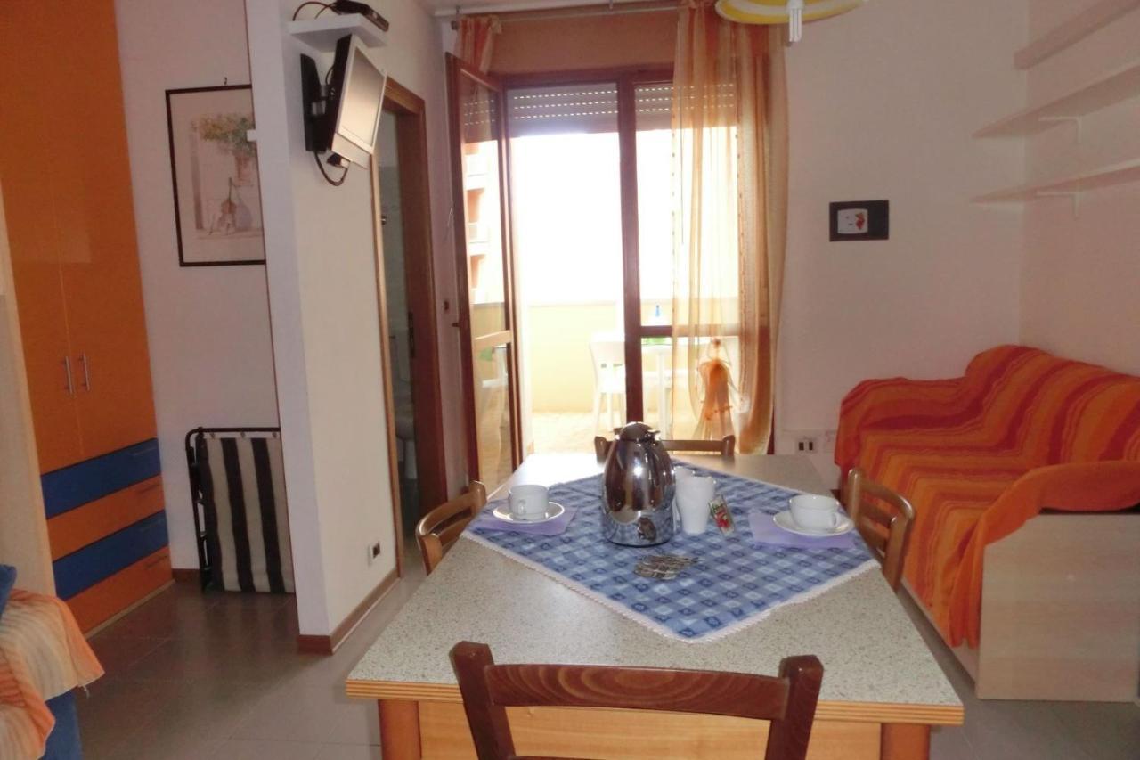 Colorful With Air Conditioning * Bibione